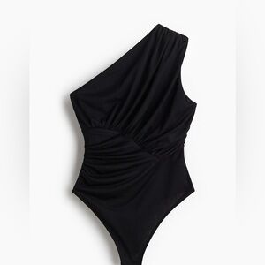 H&M DIVIDED One-Shoulder Black Ruched Bodysuit